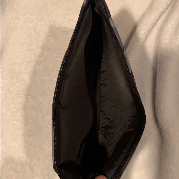 Makeup Pouches - Picture 4 of 5